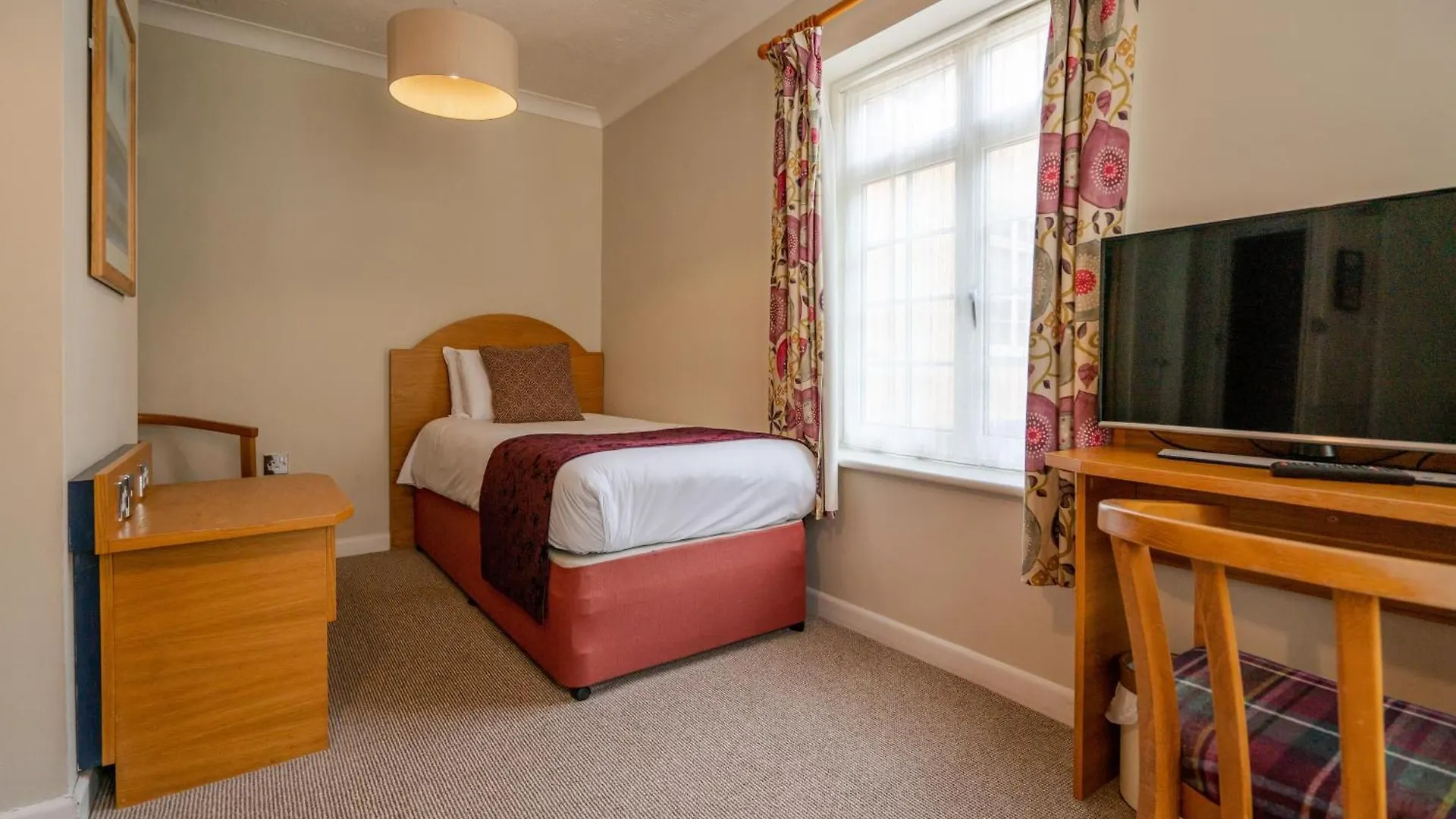 Avon Causeway Hotel Christchurch  4*, Christchurch (Dorset)